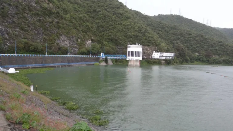 Presas de México al 72% de su capacidad tras lluvias torrenciales