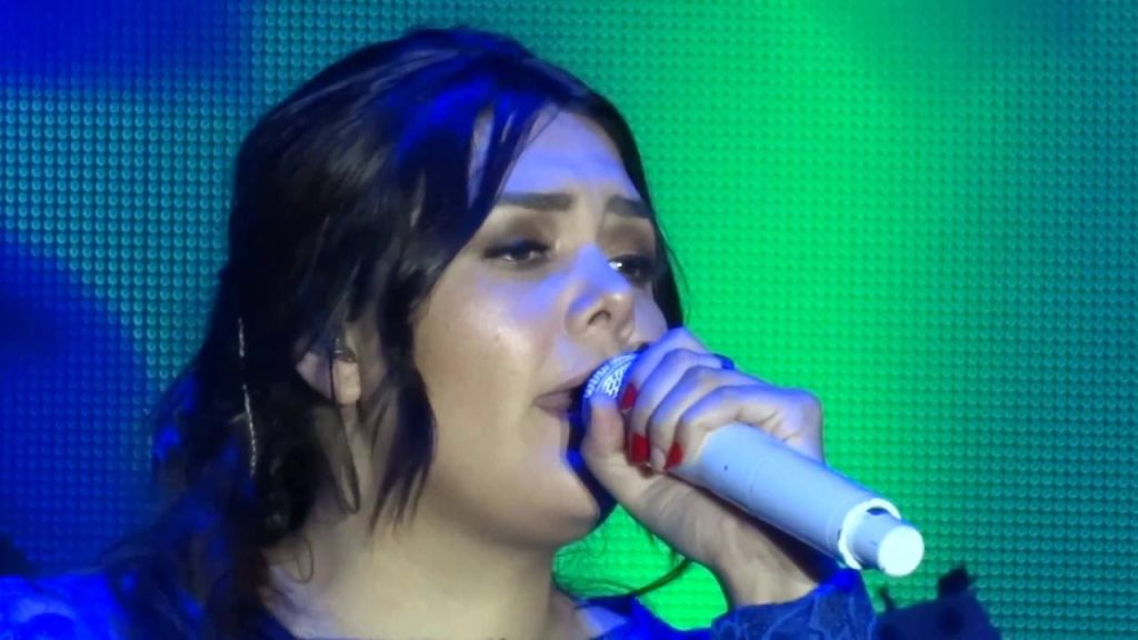 Yuridia “En su lugar”: La verdad detrás de la canción más melancólica de su carrera