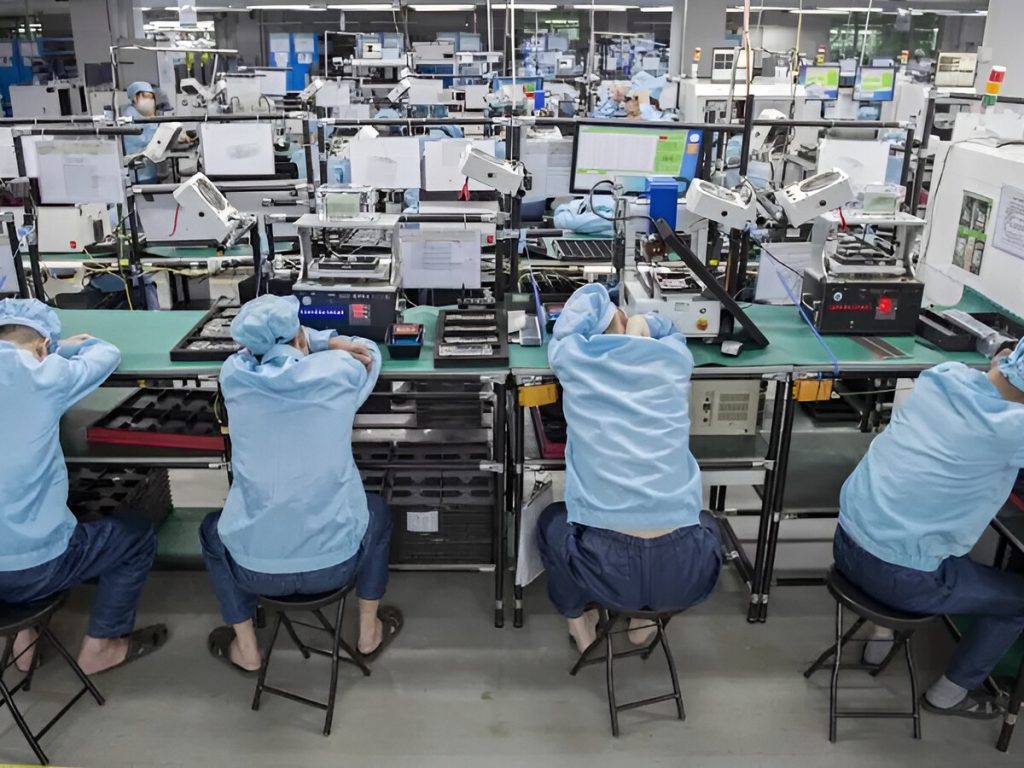¿Qué es el sistema 996? La brutal jornada laboral china