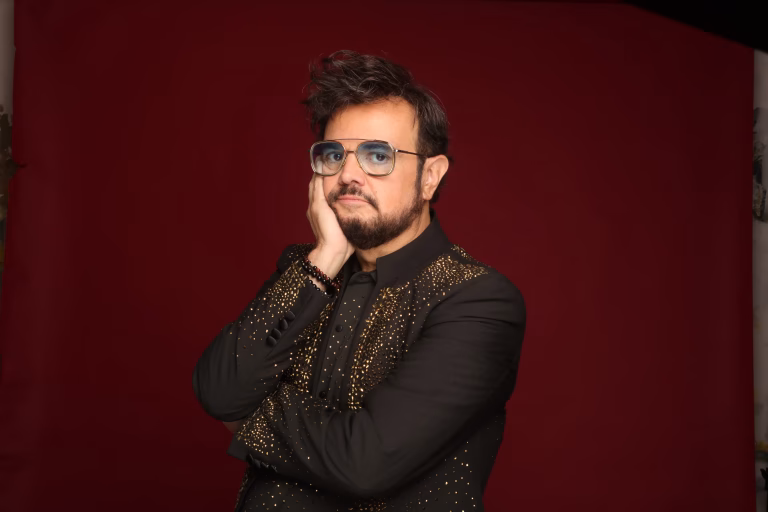 Aleks Syntek confiesa abuso infantil en audios; la crisis que vive su matrimonio