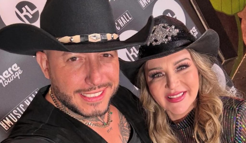 Alicia Villarreal rompe el silencio sobre planes de boda con Cibad Hernández