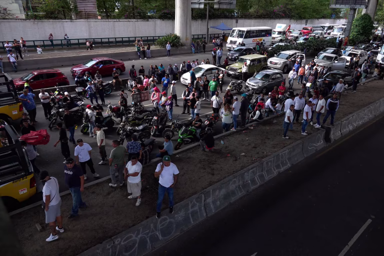 Bloqueos en 15 estados: la magnitud del paro nacional de transportistas del 24 de noviembre