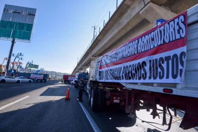Bloqueos transportistas: la Segob detecta presunta infiltración de priistas y panistas
