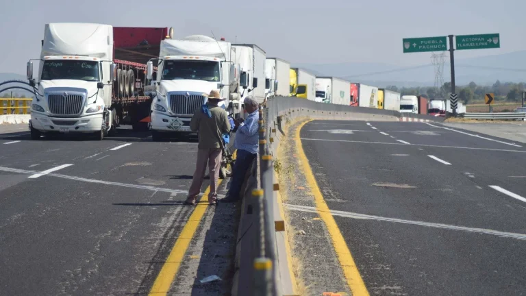 Caos vial en México: el reporte de carreteras y autopistas bloqueadas hoy 30 de noviembre