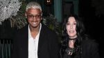 Cher revela los detalles de su relación con Alexander Edwards: “Nos besamos como adolescentes”