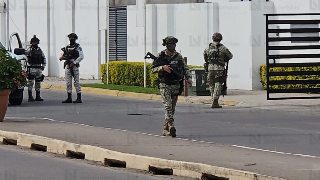 Cinco detenidos tras operativo en casa de seguridad de Culiacán