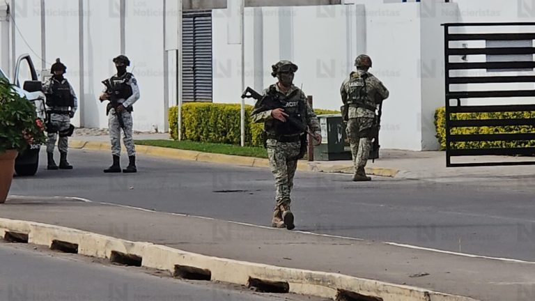 Cinco detenidos tras operativo en casa de seguridad de Culiacán
