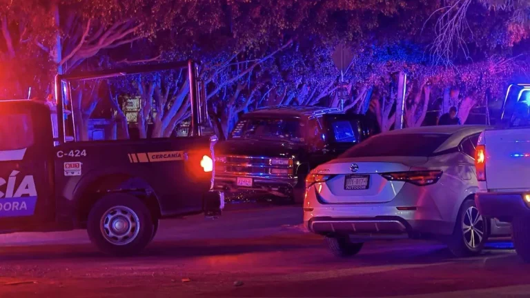 Ejecución con más de 30 tiros sacude Boulevard Metropolitano en Querétaro