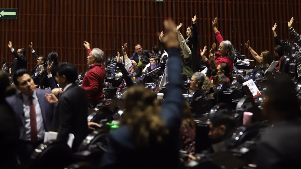 El Presupuesto de Egresos 2026 pasa al Ejecutivo tras 21 horas de debate