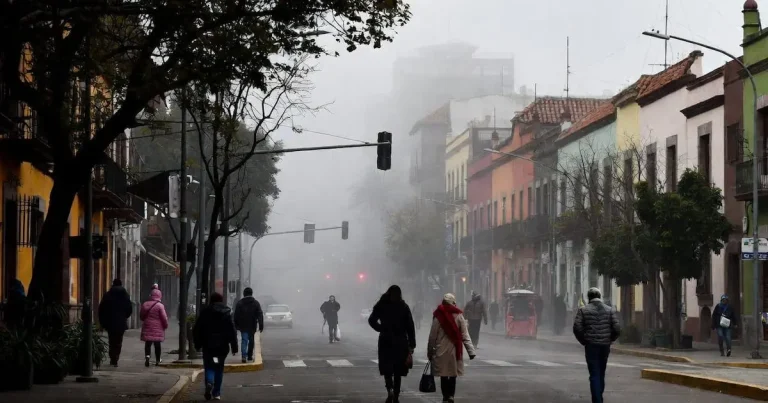 Frente Frío 16: el desplome de temperaturas que congela a la Ciudad de México