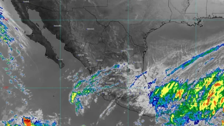 Frente frío 14 y lluvias torrenciales amenazan tres estados clave