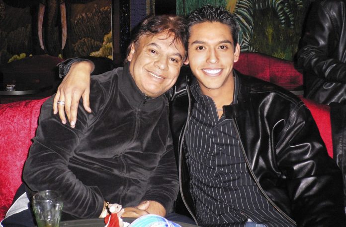 Iván Aguilera y la noche en que Juan Gabriel rompió un récord mundial en el Zócalo