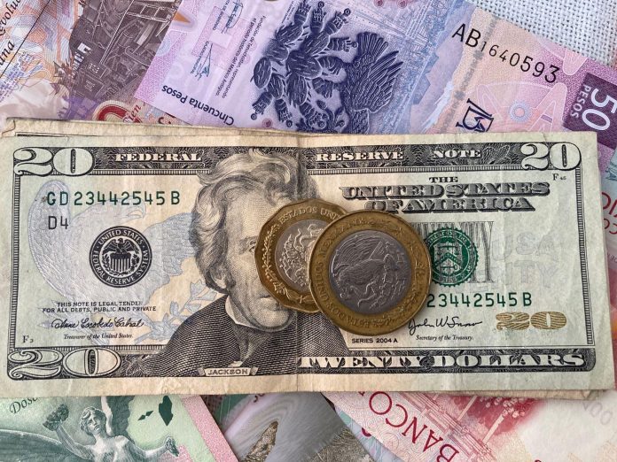 La contracción del PIB y la triple presión que eleva el dólar La contracción del PIB y la triple presión que eleva el dólar