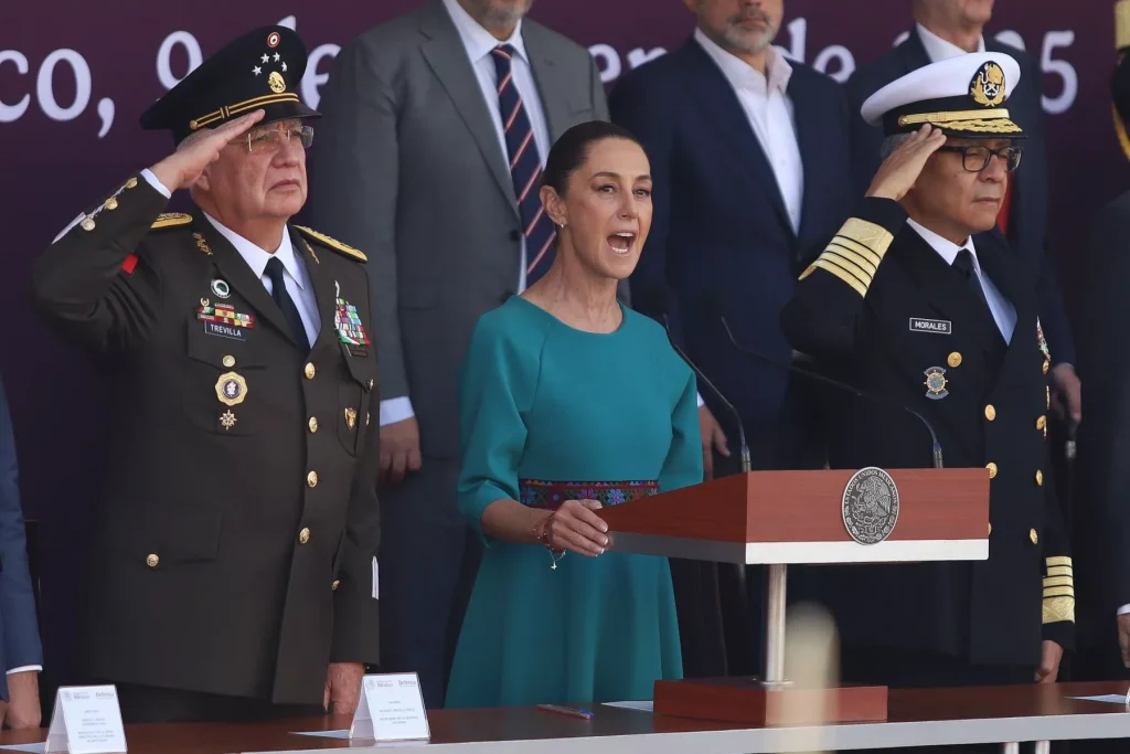 La inédita lealtad de las fuerzas armadas a Sheinbaum en el 115 aniversario
