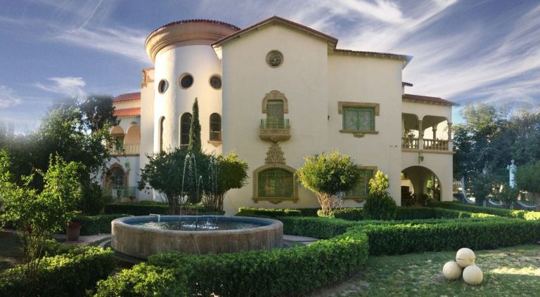 La mansión de Juan Gabriel en Nuevo México: el rancho abandonado del Divo