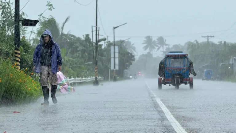 "Ninguna tormenta nos puede derribar": La furia del tifón Kalmaegi en Filipinas