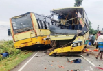 Once muertos y nueve heridos: el terrible choque frontal de autobuses en la India