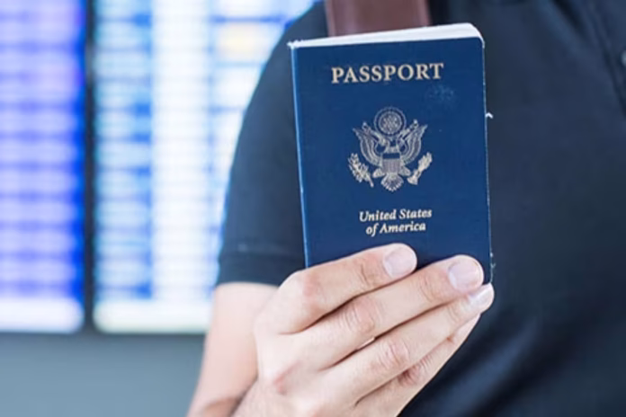 Pasaporte estadounidense- la regla de los 15 años que suspende la renovación Pasaporte estadounidense: la regla de los 15 años que suspende la renovación