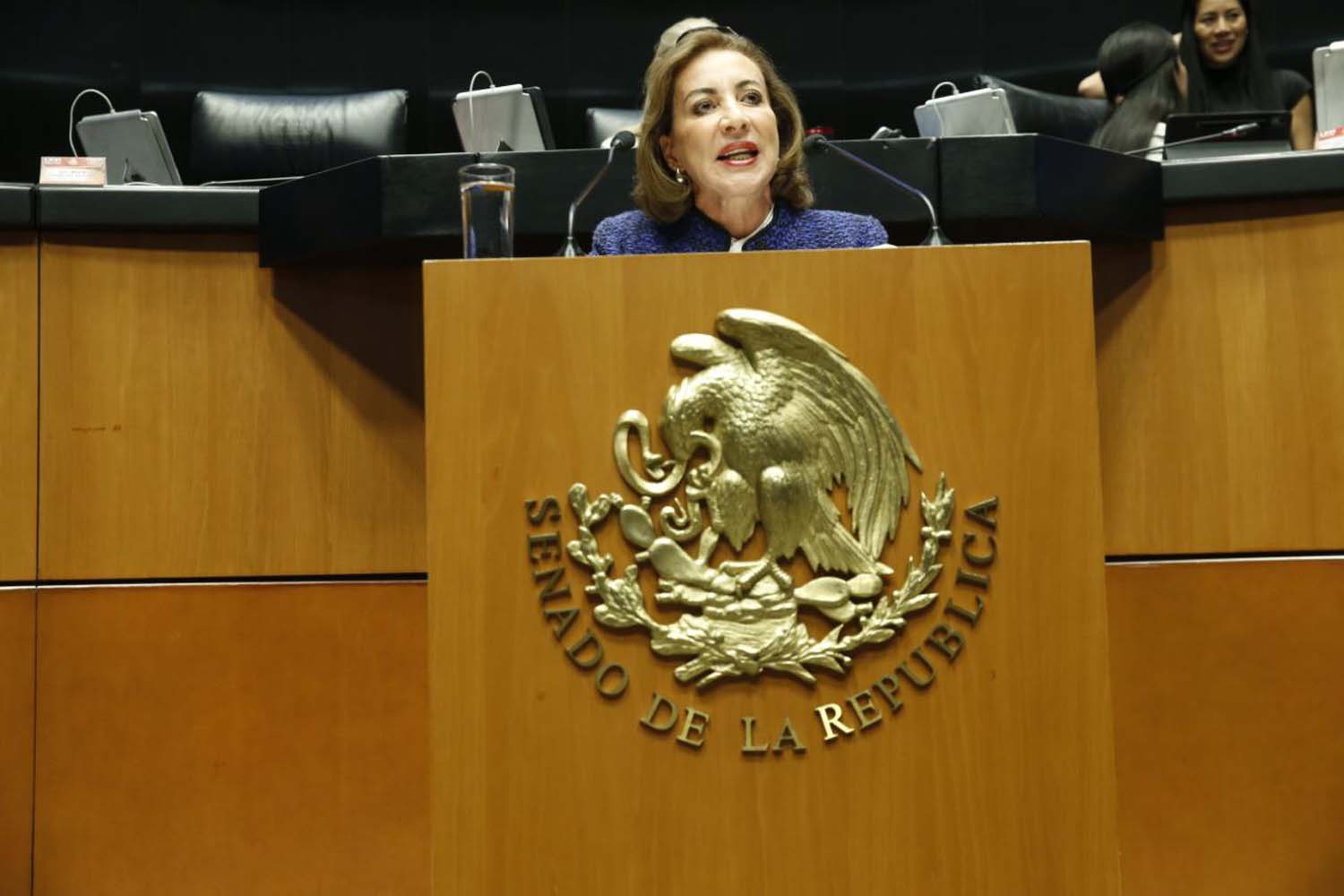 Pifia monumental: la ley de extorsión de la 4T corregida por el senado