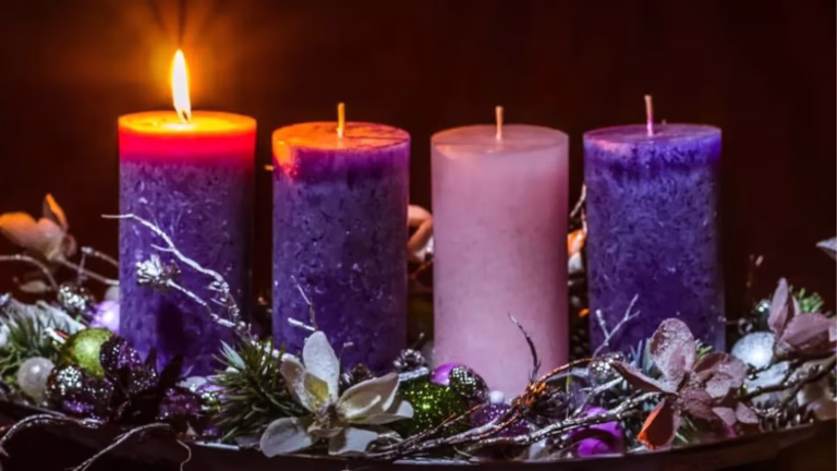 Primer domingo de Adviento 2025: la guía esencial para la oración familiar y la corona