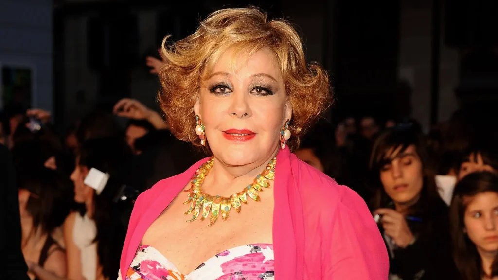 "Siempre estás conmigo cerquita del corazón": el primer aniversario luctuoso de Silvia Pinal