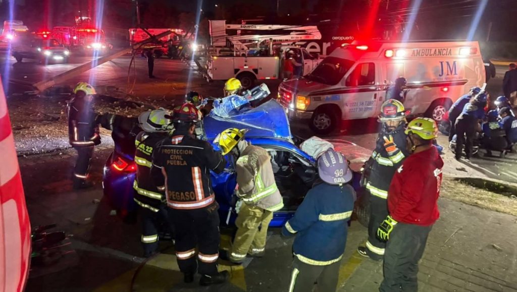 Tragedia en los arrancones de la Vía Atlixcayotl: dos muertos y herida grave