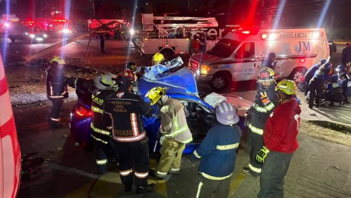 Tragedia en los arrancones de la Vía Atlixcayotl: dos muertos y herida grave