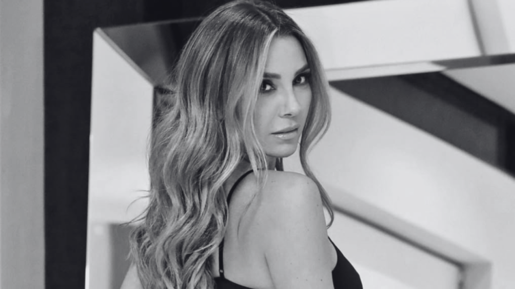 “Un abrazo hasta el cielo”: Elizabeth Gutiérrez en luto por fan