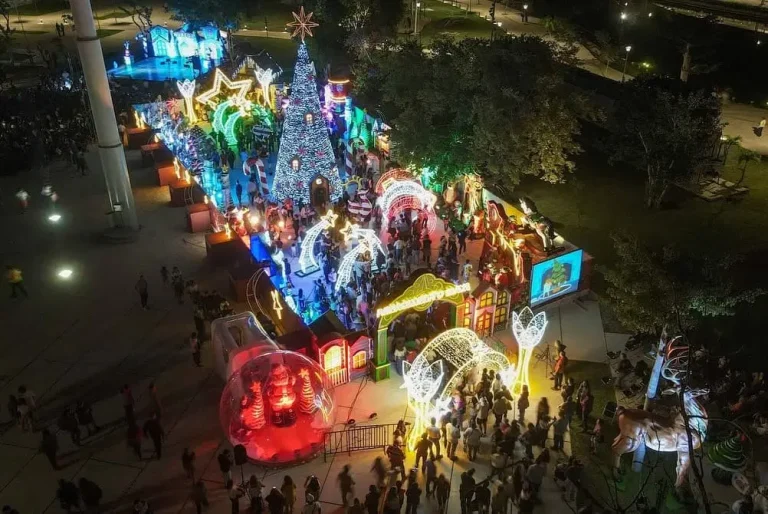 Instalan Villa Navideña en el Parque La Plancha con actividades para toda la familia