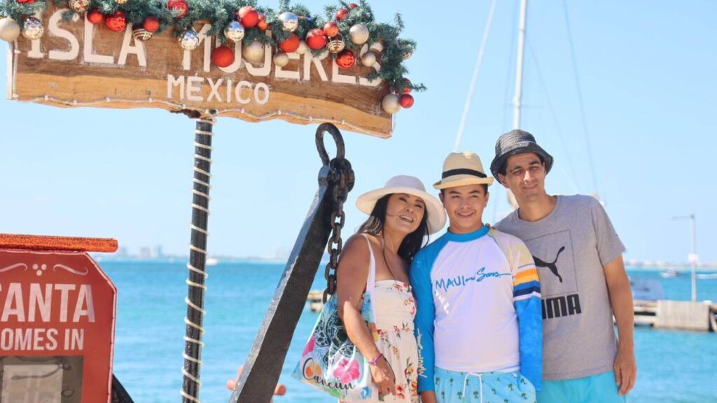 Isla Mujeres cerrará el 2025 con resultados turísticos positivos al registrar 6 millones de visitantes y una ocupación hotelera superior al 90%, consolidándose como uno de los destinos más fuertes de Quintana