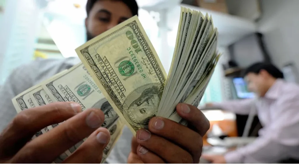 Sheinbaum defiende a migrantes ante acusaciones: "No hay indicios de lavado"