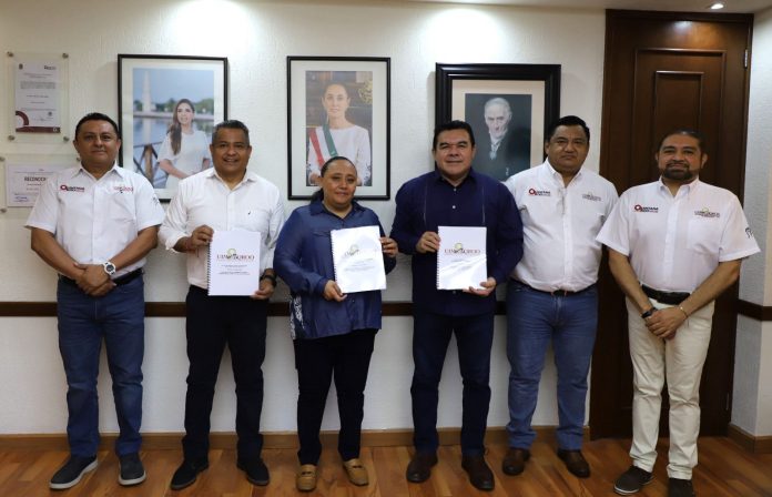 Marca Quintana Roo un hecho histórico al garantizar el acceso a la justicia en lengua maya, mediante la traducción de leyes y el Código Penal Marca Quintana Roo un hecho histórico al garantizar el acceso a la justicia en lengua maya, mediante la traducción de leyes y el Código Penal