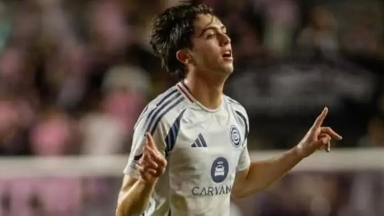 El mediocampista que llega a Chivas a trabajar y hacer soñar con el título