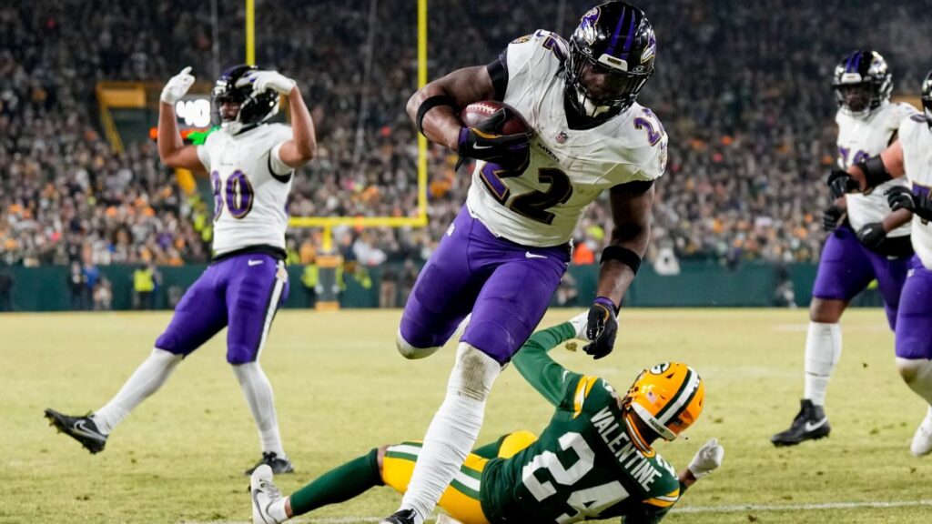 Derrick Henry destroza a los Packers y mantiene viva la esperanza de Playoffs