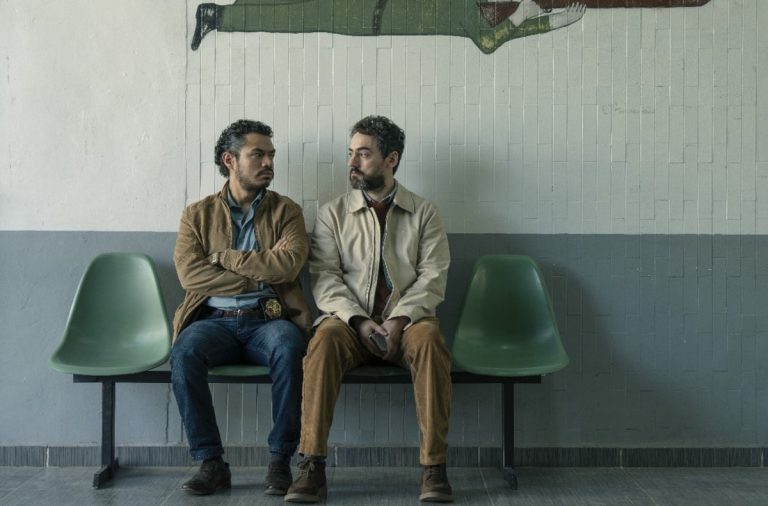 El gran desafío de adaptar Tiempo de valientes a La hora de los valientes en Netflix