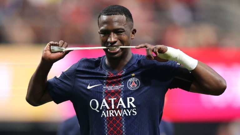 El debate por Willian Pacho en el Paris Saint-Germain: ¿Por qué no jugará la copa de Francia?