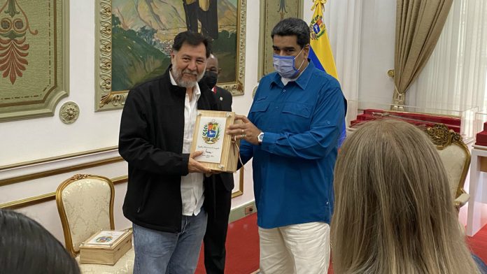 La captura de Nicolás Maduro: el escándalo que enfrenta a Noroña y Salinas Pliego desde Italia La captura de Nicolás Maduro: el escándalo que enfrenta a Noroña y Salinas Pliego desde Italia