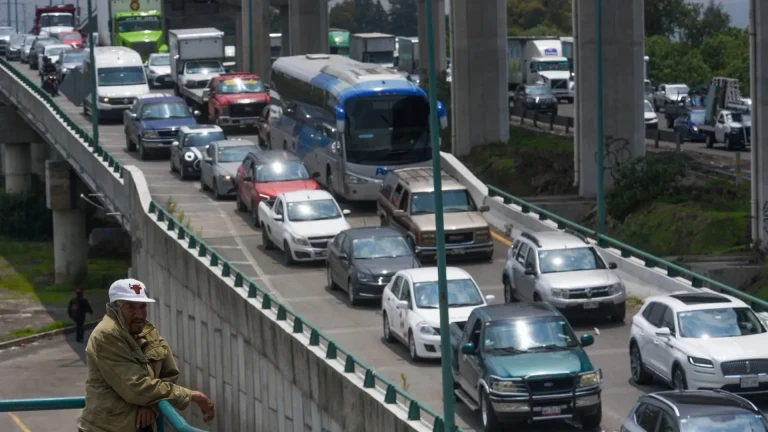 El Doble Hoy No Circula regresa: la restricción completa del 9 de enero