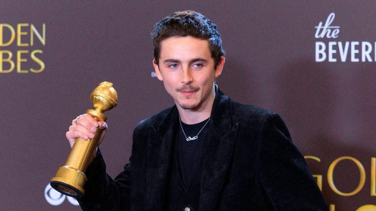 La decadencia táctica de Timothée Chalamet ante la vara de oro de Leonardo DiCaprio