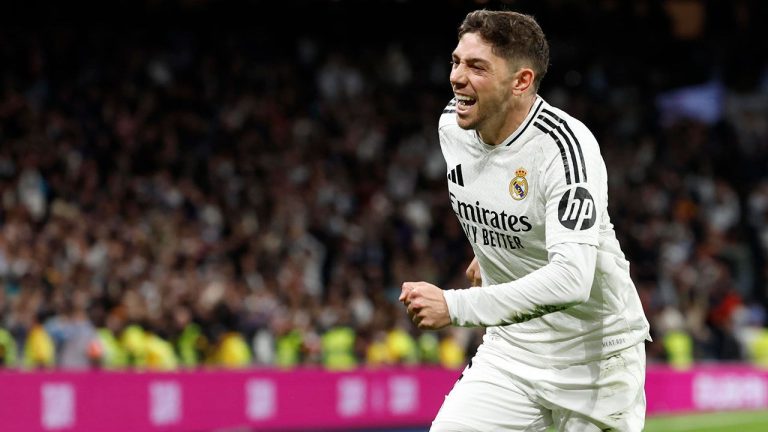 El golazo de Federico Valverde que recuerda a Roberto Carlos y desató la euforia