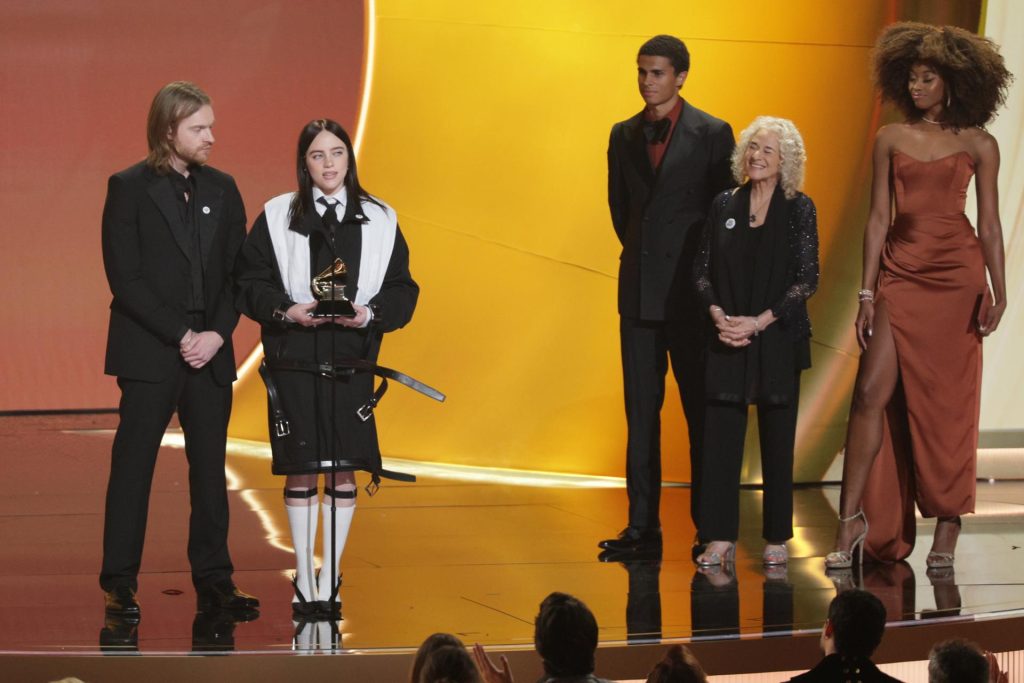 Grammy 68: Activismo migrante y Bad Bunny hacen historia en Los Ángeles