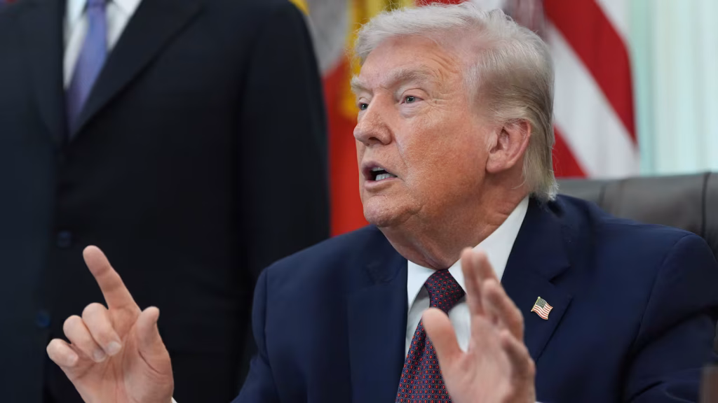 Trump plantea retirar a EU de Irán y dejar seguridad del estrecho de Ormuz a otros países