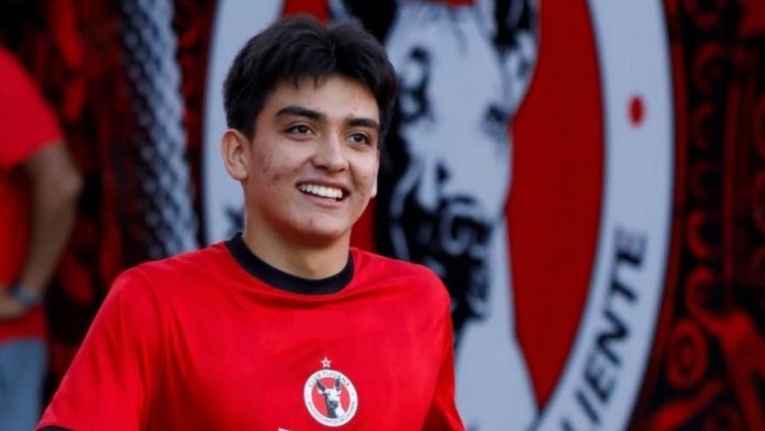 gilberto-mora-ajax-fichaje-analisis Ajax contempla el fichaje de Gilberto Mora por 25 millones de euros