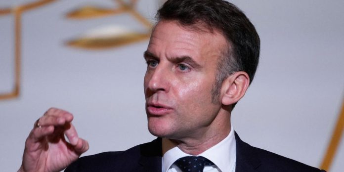 Emmanuel Macron prohíbe marchas no sindicales por disturbios